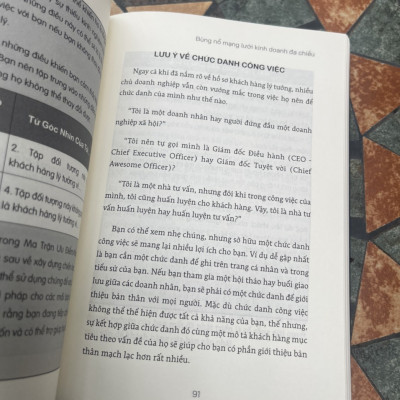 BÙNG NỔ MẠNG LƯỚI KINH DOANH ĐA CHIỀU - Pamela Slim – Thùy Anh dịch – Bách Việt  –NXB Lao Động