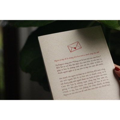 Sách - Ngôn Từ Của Trái Tim: Học Cách Nói Chuyện Ấm Lòng - AZ Việt Nam