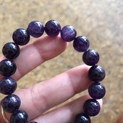 VÒNG ĐÁ THẠCH ANH TÍM TỰ NHIÊN 10LY ĐẸP NỮ MỆNH HOẢ THỔ