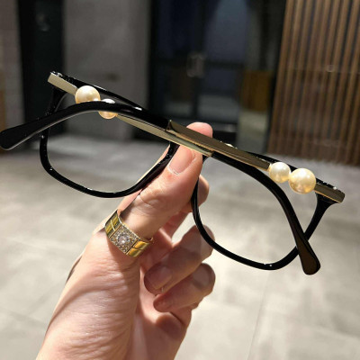 Kính mắt thời trang cao cấp cho nữ Mắt vuông form to gọng đính ngọc cao cấp