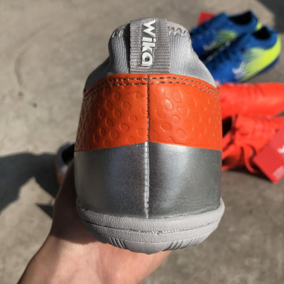 Wika Flash Xám mẫu giày đá banh thể thao Hot chưa từng Hot 2022-2023 giày đá sân cỏ nhân tạo cao cấp