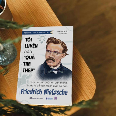 Sách Tôi Luyện Nên "Quả Tim Thép": Hoặc Là Bạn Cưỡi Lên Vận Mệnh, Hoặc Là Để Vận Mệnh Cưỡi Cổ Bạn