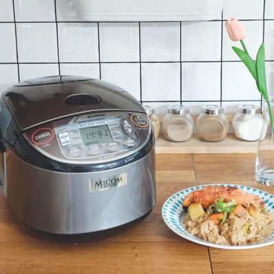 Nồi cơm điện tử Nhật Bản Zojirushi 1.8L NL-GAQ18V-BM, 820W, sản xuất tại Nhật, bảo hành 3 năm| HÀNG CHÍNH HÃNG