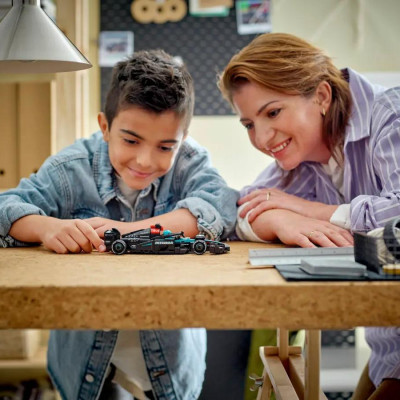 Đồ Chơi Lắp Ráp Xe Đua Mercedes-AMG F1 W15 - Lego Speed Champions 77244 (267 Mảnh Ghép)