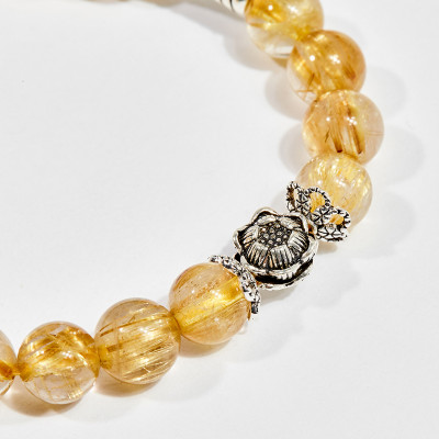 Vòng tay phong thủy nữ đá thạch anh tóc vàng AAA phối charm kỳ lân 8mm mệnh thủy , kim - Ngọc Quý Gemstones