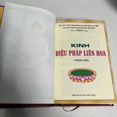 Sách - Kinh Diệu Pháp Liên Hoa - Bìa Cứng Bọc Plastic, Khổ A6