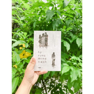 Hy vọng mong manh -  Bản Quyền