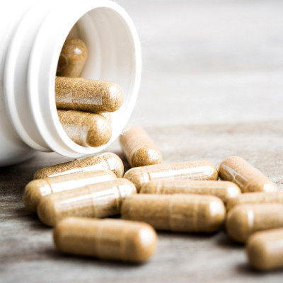 Nhung Hươu Uncle Bill Pure Canadian Elk Hộp 60 Viên, Nhập Khẩu Canada, Từ 75 Phần Nhung Tươi Yên Ngựa Của Loài Hươu Đỏ Sừng Tấm (Cervus Elaphus Canadensis) Mới Tạo Ra 1 Phần Nhung Hươu Tinh Chất, Món Quà Sức Khoẻ