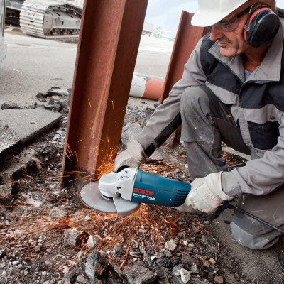 MÁY MÀI GÓC 150MM 2400W BOSCH GWS 24-230 - HÀNG CHÍNH HÃNG