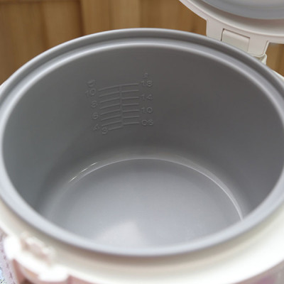 Nồi Cơm Điện Sharp KS-N192ETV SP - 1.8 Lít - Hàng chính hãng