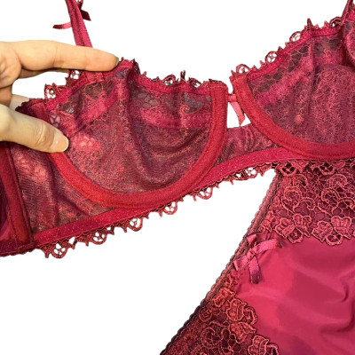 Bộ đồ lot cúp ngang ren hoa đính nơ không mút có gọng quần nguyên mông gợi cảm