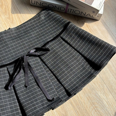 Chân váy nữ kẻ caro dáng ngắn xòe chất vải đầy dặn Otis Miều Est.2013