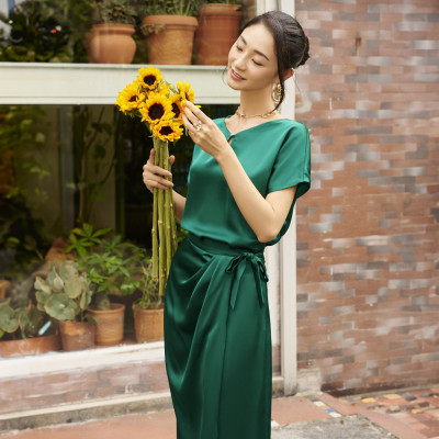 Váy Xẻ Đùi Cúc Phương SKI046 thời trang thiết kế Hity