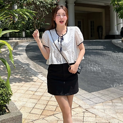 Chân váy ngắn nữ form dáng chữ A có size dễ phối đồ Iris Miều Est.2013