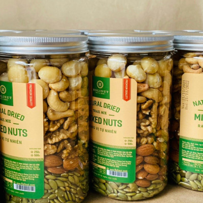 MIX HẠT ĂN LIỀN HOLI 01 - Hạt bí rang, Hạnh nhân rang mộc, Nhân óc chó vàng, Nhân macca, Điều tách lụa / đóng gói 500gram