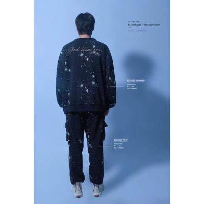 Áo Sweater RANV RBAE BLESSED Đen