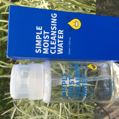 Nước Tẩy Trang Patch Holic Simple Moist Cleansing Water 210ml