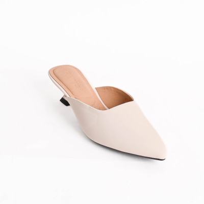 Dép bít đầu Biti