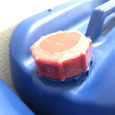 Hóa chất vệ sinh chiller điều hòa máy bơm và đường ống