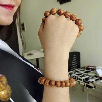 Vòng Tay Gỗ Nu Huyết Long (BH642) Trừ tà ma, giảm tai ương - đem lại tài lộc, sức khỏe, bình an - Bracelet of HAHANCO