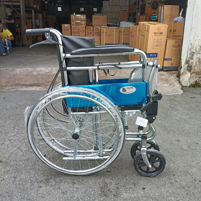 Xe Lăn Bô Vuông Chân Gấp Có Thắng Lucass X-89