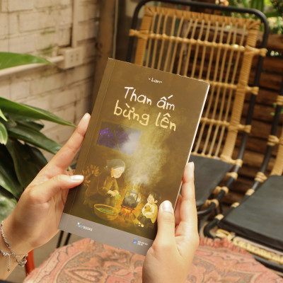 Sách - Than Ấm Bừng Lên - Bản Đặc Biệt - Tặng Kèm Bookmark + Sổ Thơ + Sticker