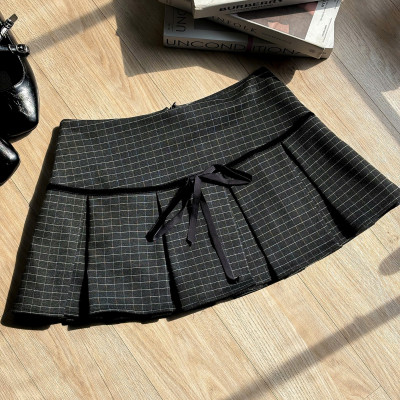 Chân váy nữ kẻ caro dáng ngắn xòe chất vải đầy dặn Otis Miều Est.2013