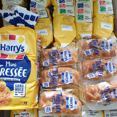 Combo bánh mì hoa cúc Pháp Harrys 210g và bánh mì hoa cúc 500g