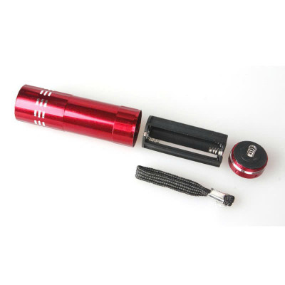 Đèn Led 9 Bóng Vỏ Nhôm Ánh Sáng Trắng Dùng Pin Tiểu Aaa Tiện Dụng