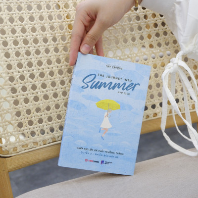 Sách The Journey Into Summer - Chưa Kịp Lớn Đã Phải Trưởng Thành - Quyển 2 - Phiên Bản Mùa Hè