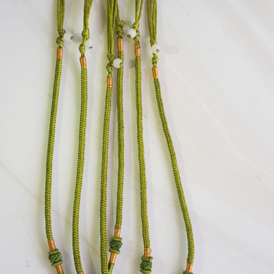 Sợi Dây Đeo cổ mới Xanh Lá Kiểu dạng rút đẹp Size 3mm x dài trồng cổ Anh Chị tự chỉnh theo ý 23cm - 30cm Phối với mặt Phật, mặt dây chuyền nam nữ đeo được hết rẻ đẹp ạ