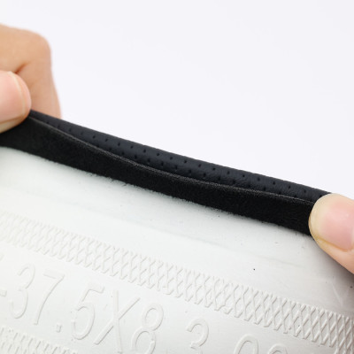 Bọc Vô Lăng CIND 8062 Size M Màu Đen Chỉ Đỏ