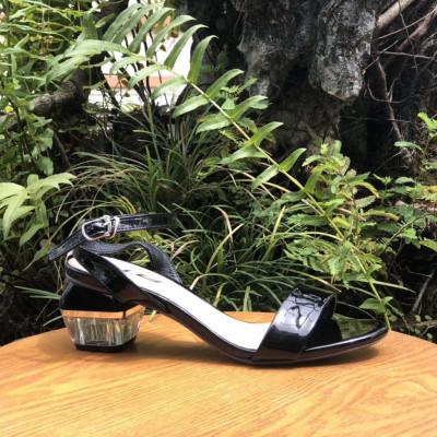 Sandal 5 phân gót mika hot trend  trẻ trung năng động 21334