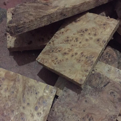 Vòng Tay Gỗ Nu Huyết Long (BH642) Trừ tà ma, giảm tai ương - đem lại tài lộc, sức khỏe, bình an - Bracelet of HAHANCO