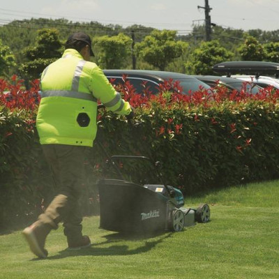 ÁO KHOÁC LÀM MÁT DÙNG PIN SIZE L MAKITA  DFJ214CL (KHÔNG KÈM PIN VÀ SẠC) - HÀNG CHÍNH HÃNG