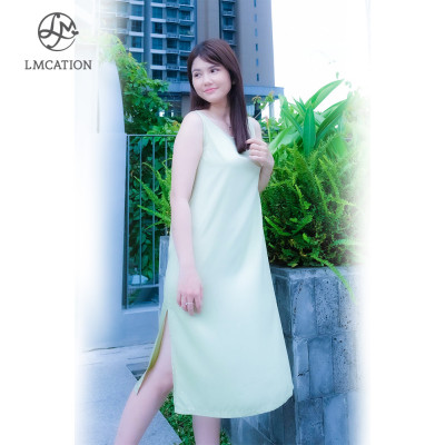 Đầm mặc nhà xẻ tà LMcation Tencel Alice - Xanh lá cây