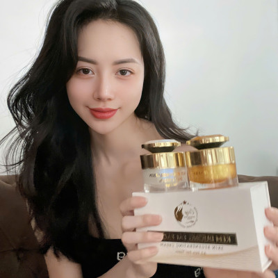 CẶP KEM DƯỠNG DA MẶT TÁI TẠO DA Cozy