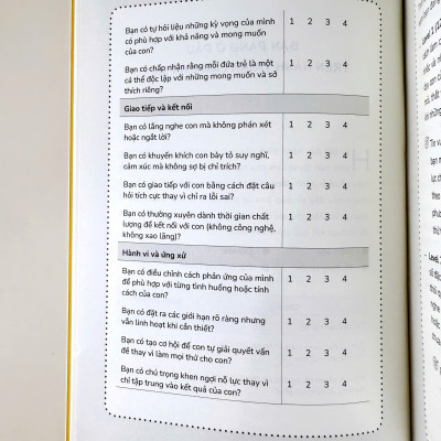 Sách - Cha Mẹ Mở Con Sẽ Ổn Thôi - 4 Bước Để Đồng Hành Cùng Con Trong Yêu Thương