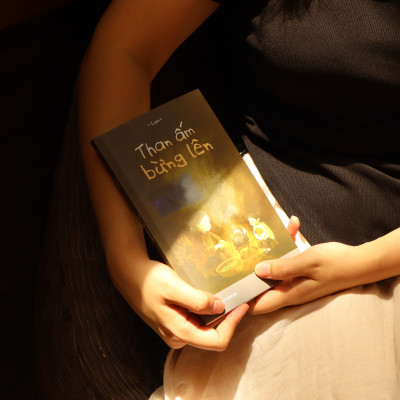 Sách - Than Ấm Bừng Lên - Tặng Kèm Bookmark
